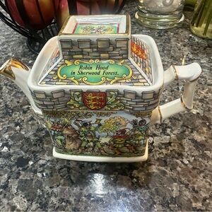 Sadler Teapot ”The Sheriff Of Nottingham” Robin Hood